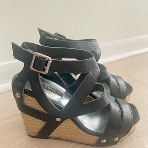 High-heel with platform